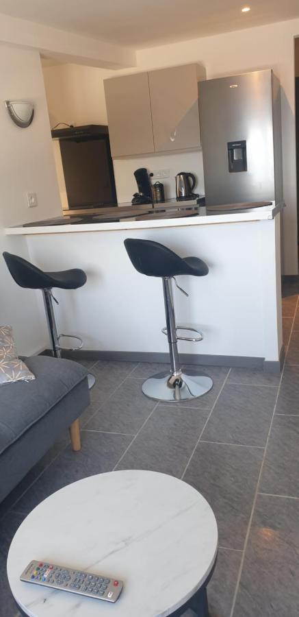 Au Panorama F3 2 Chbres Apartman La Possession Kültér fotó